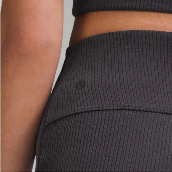 LULULEMON Black Ribbed Softstreme Flare Pant - Picture 4 of 9